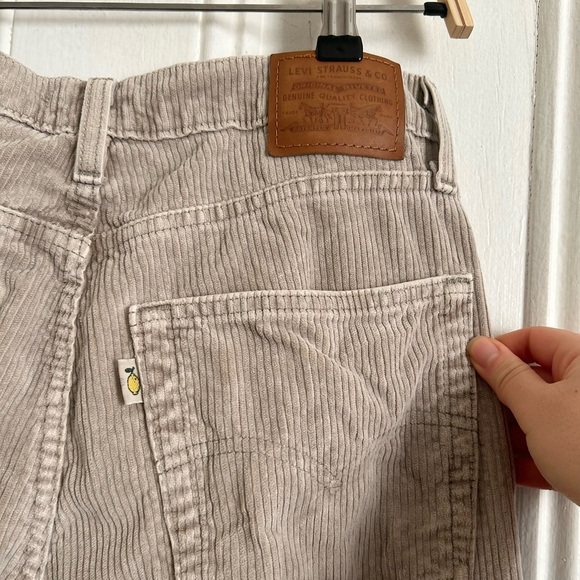 Levi’s Corduroy Baggy Dad Jeans Pants Warm Gray - Picture 8 of 8